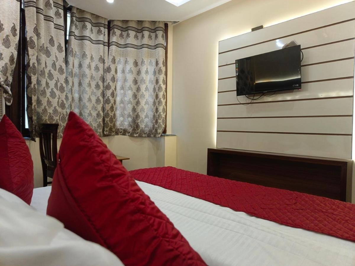 Hotel Batra Home Nizamuddin Nueva Delhi Exterior foto