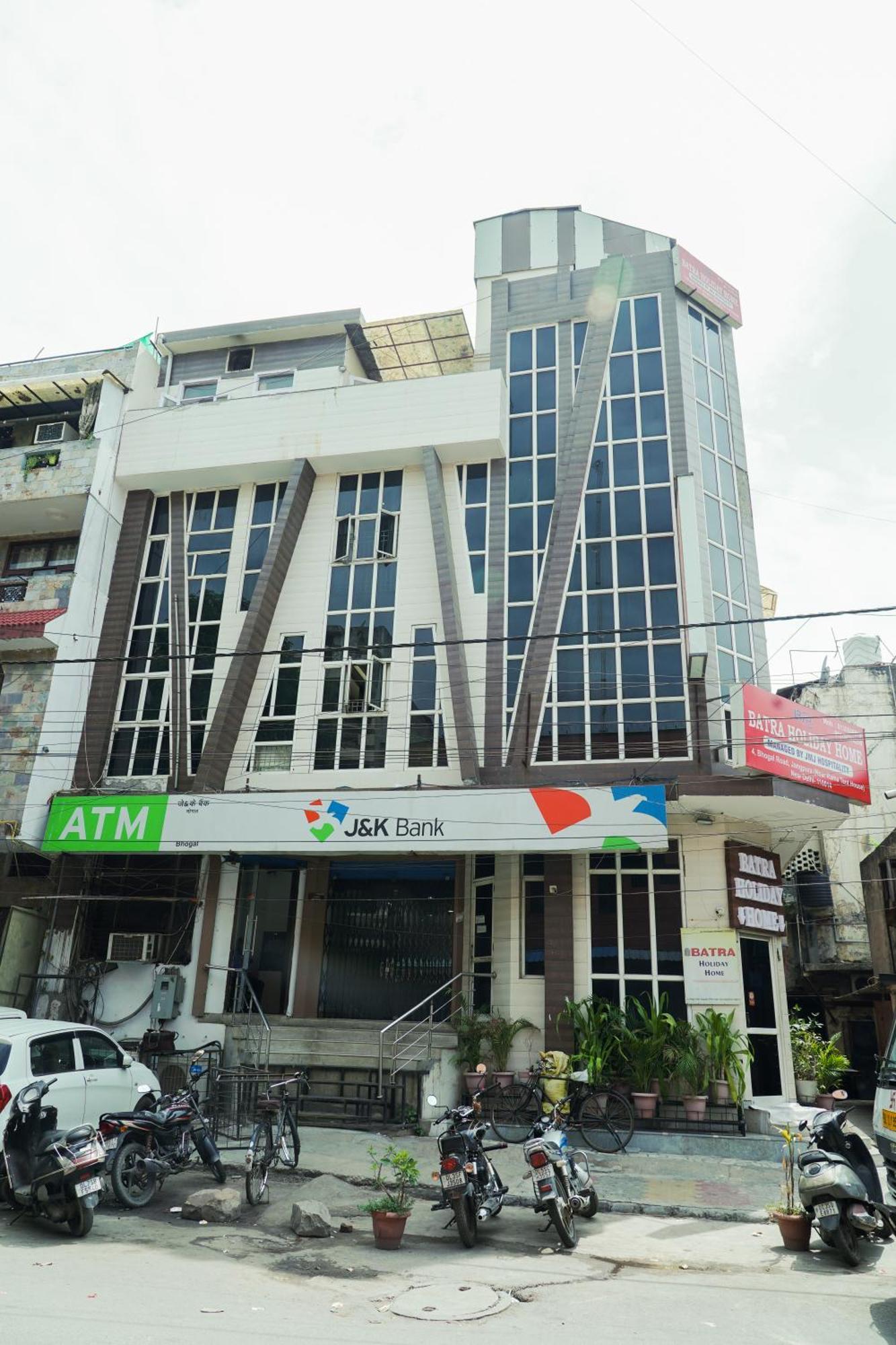 Hotel Batra Home Nizamuddin Nueva Delhi Exterior foto