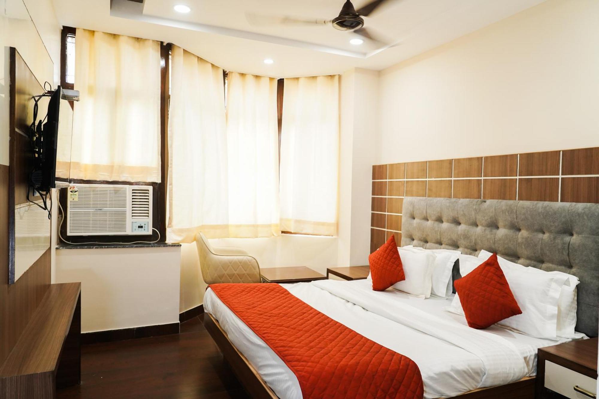 Hotel Batra Home Nizamuddin Nueva Delhi Exterior foto